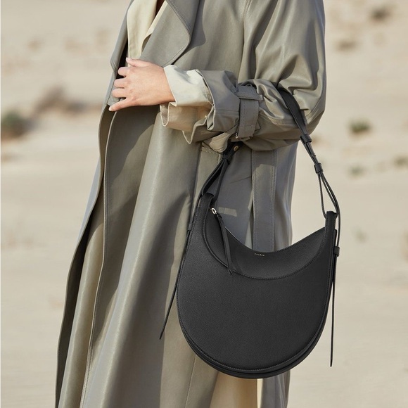 [LIKE NEW] Polene Numero Dix Hobo Shoulder Bag - Picture 14 of 15